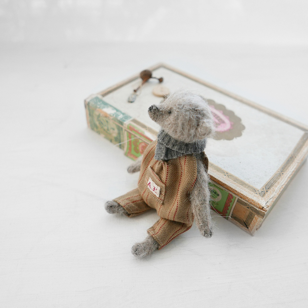 Meet-thy-maker modflowers artist bear